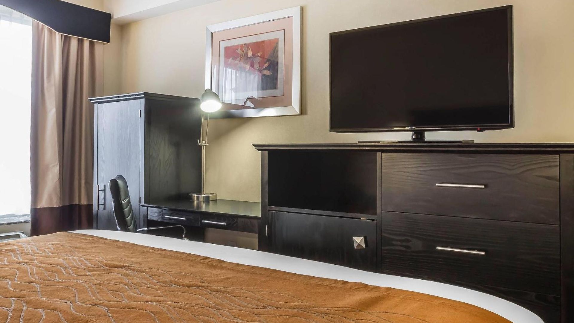 Hotel Comfort & Laguardia Airport
