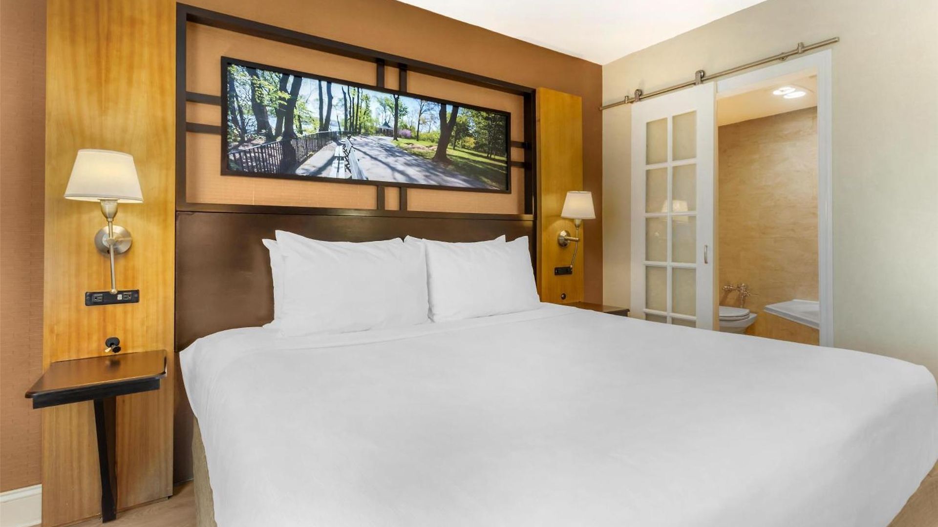 Western Queens Gold Coast 3*