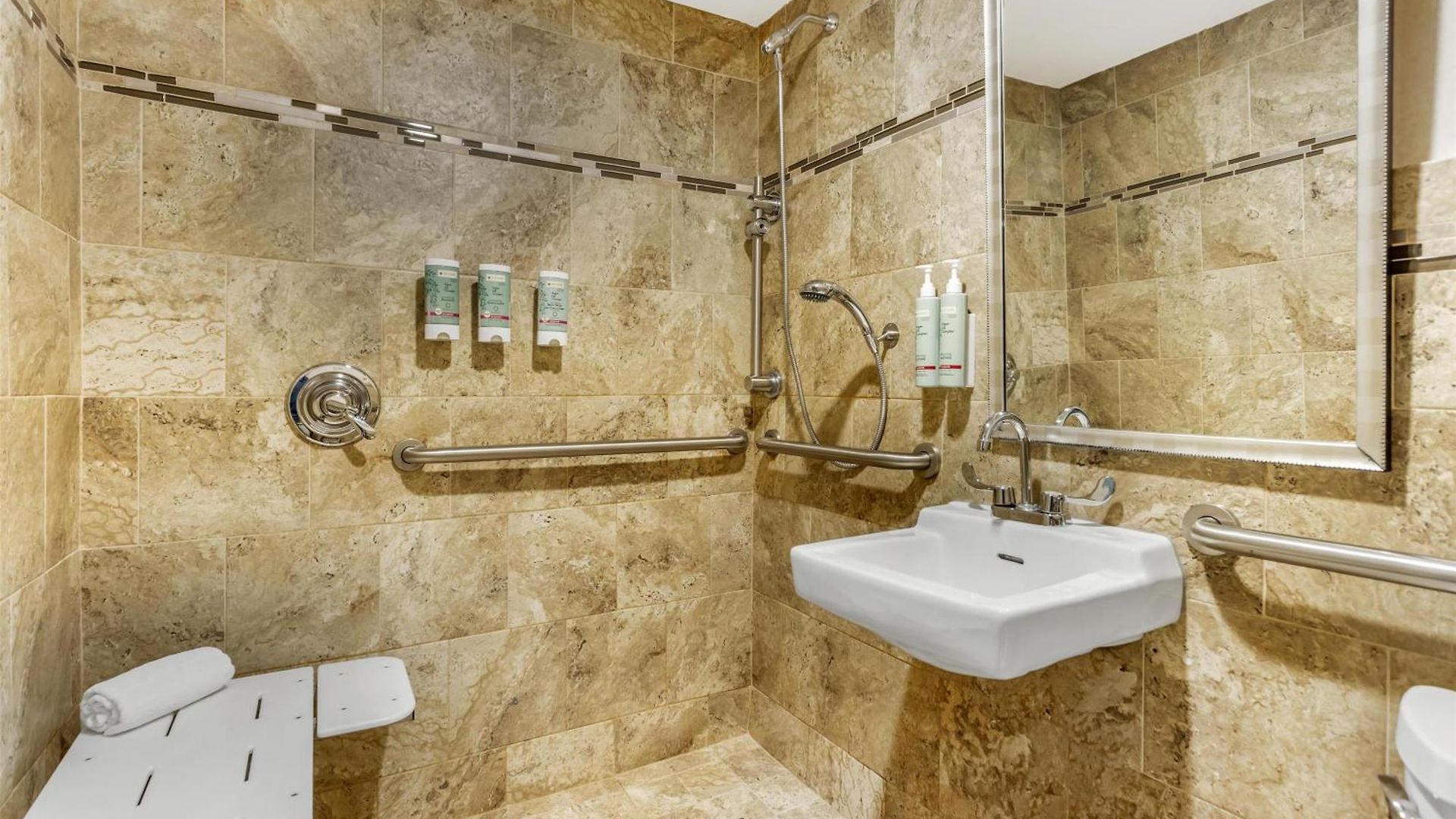 Hotel Western Queens Gold Coast 3*