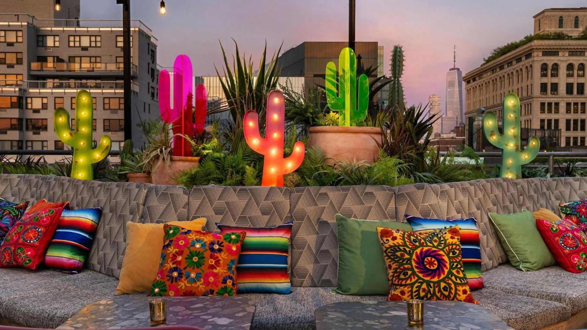 Hotel Moxy Nyc East Village 3*