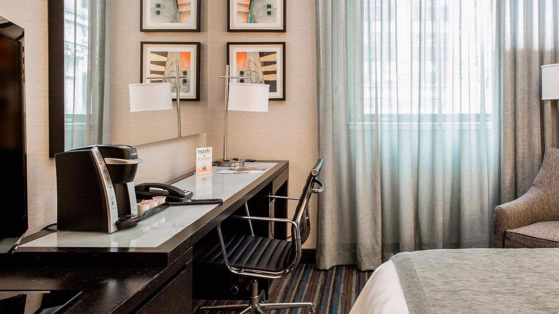 Courtyard Manhattan/times Square Hotel 3*
