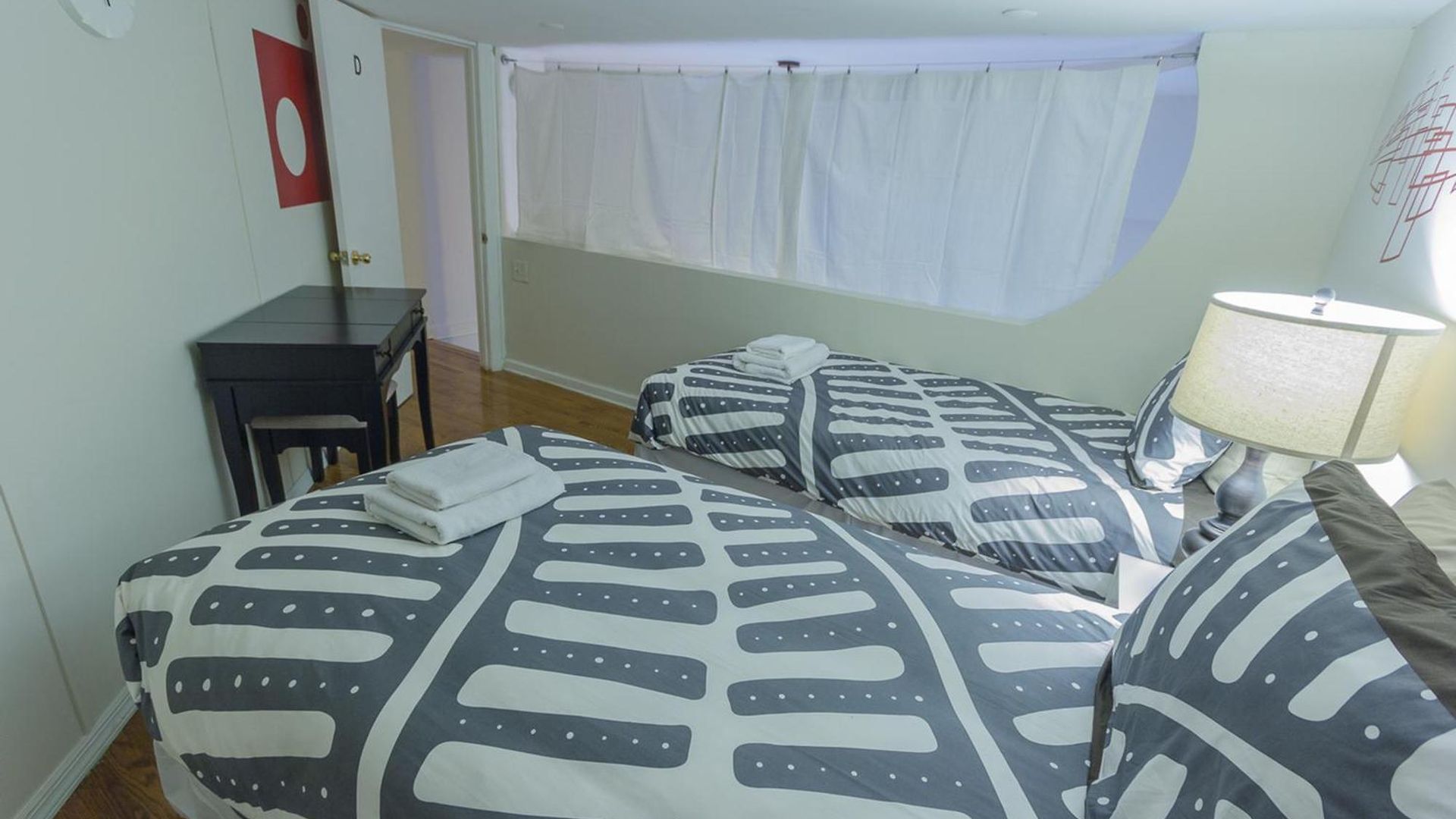- Cozy Apartment *