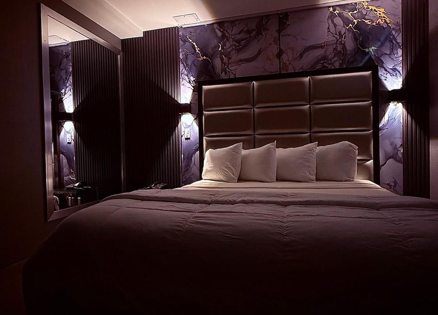 Hotel Umbrella Bronx *