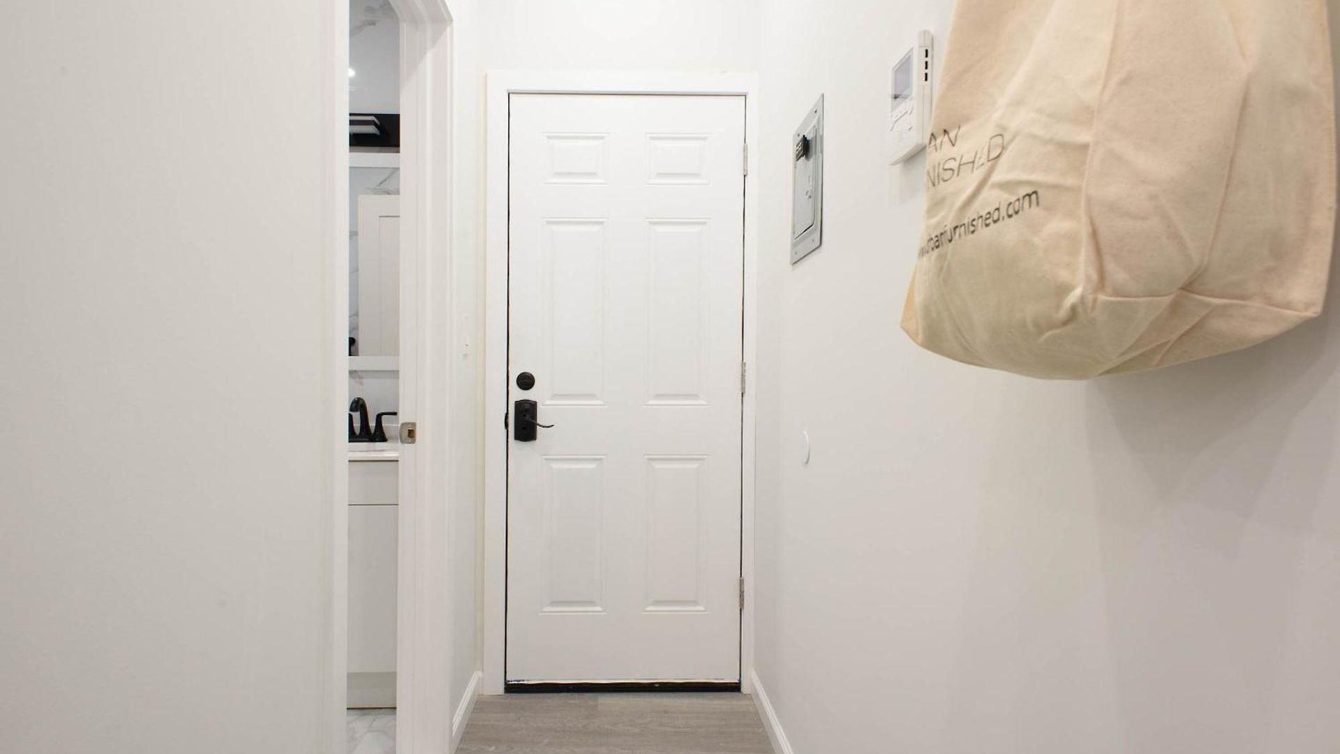 Apartment 240-11 New Prime Upper East W&d *