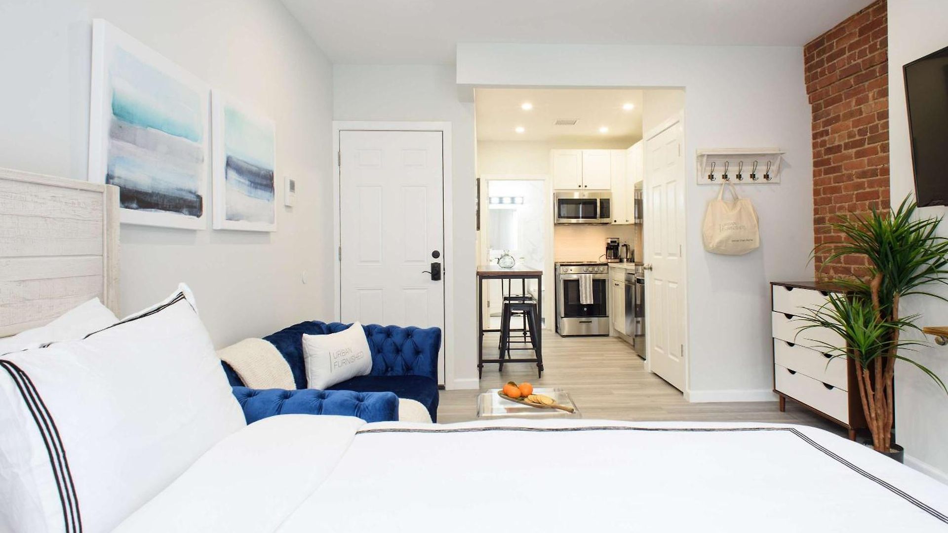 Apartment 240-15 Luxury Prime Location W&d *