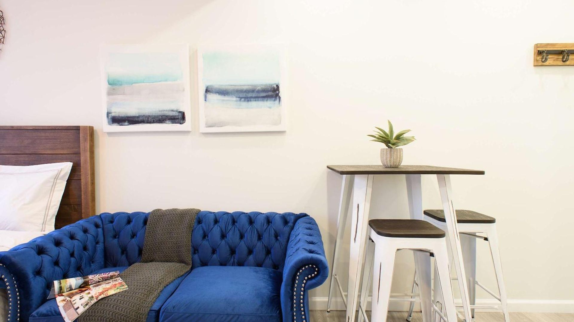 Apartment 240-5 New Prime Location W&d In Unit *