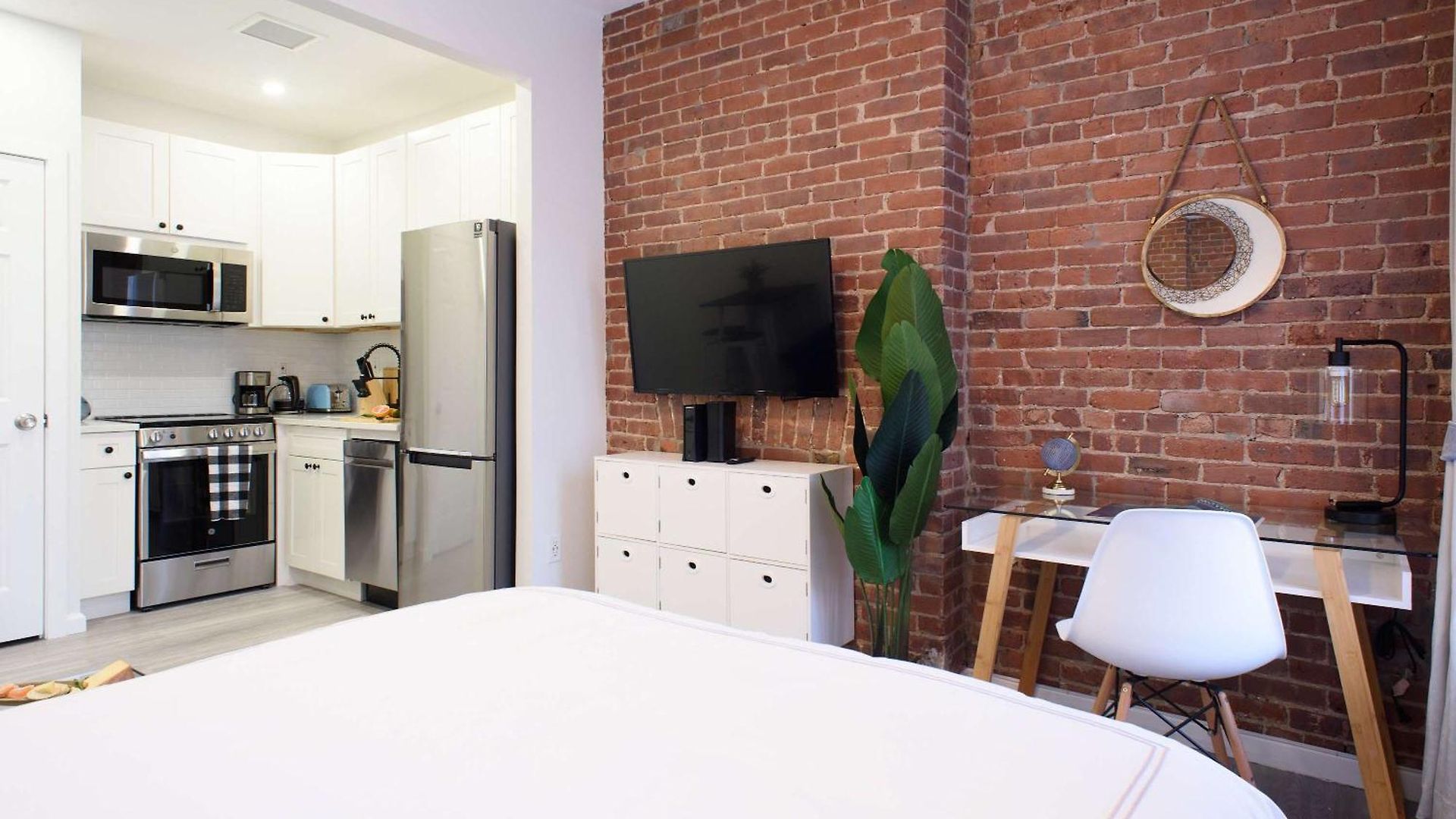 240-5 New Prime Location W&d In Unit Apartment