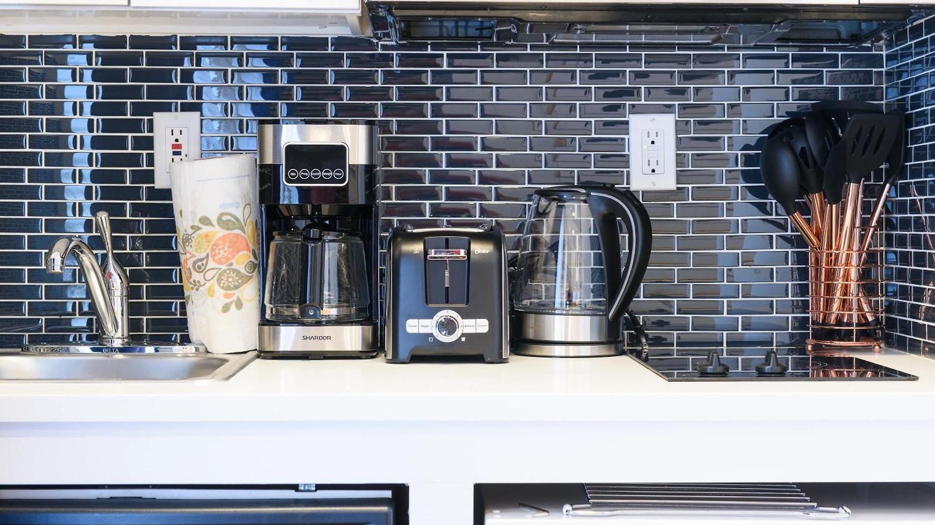 69-4a Quality New Prime Lower East East 1br