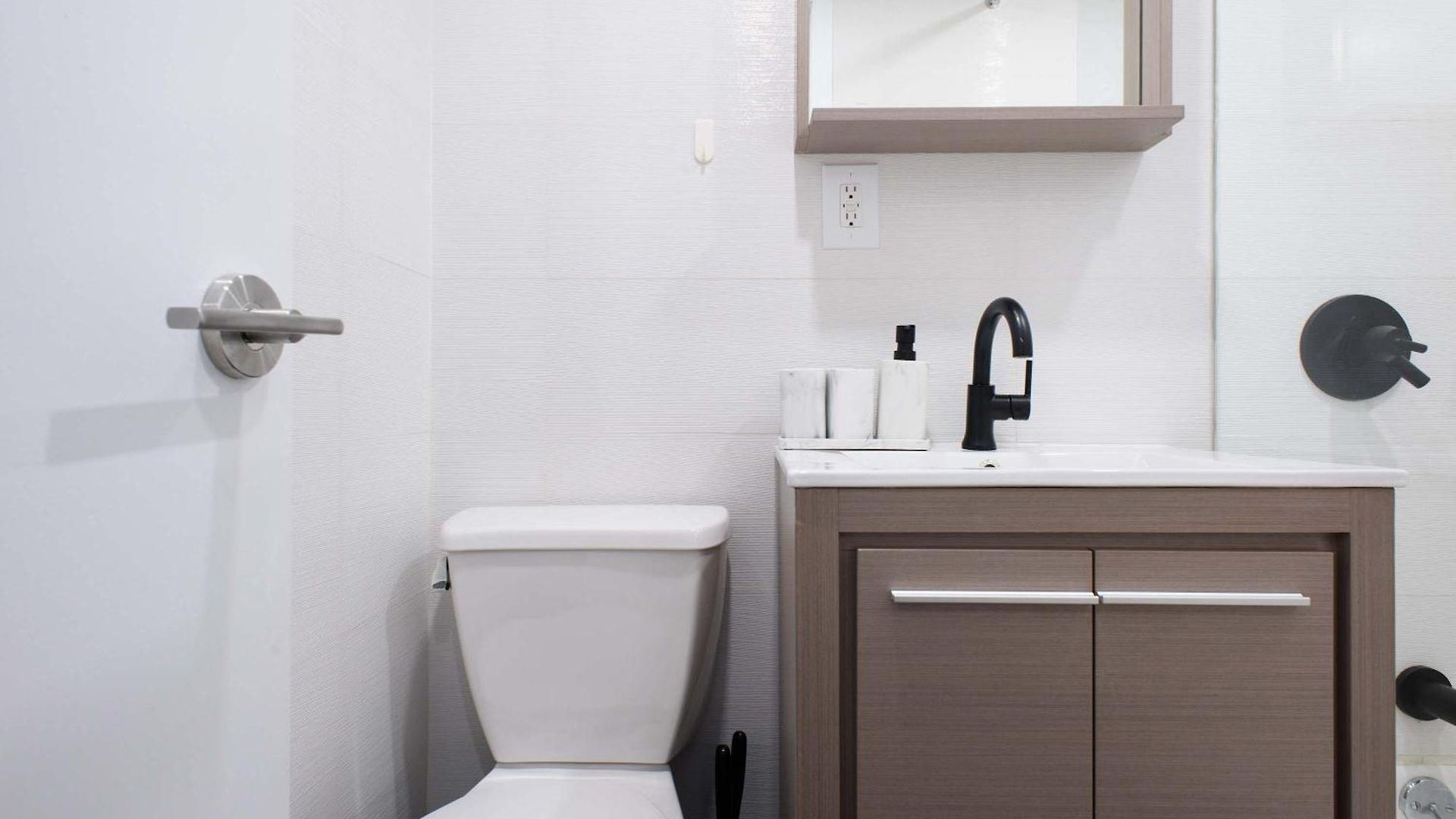 69-3d Prime Lower East East Brand New 1br * New York