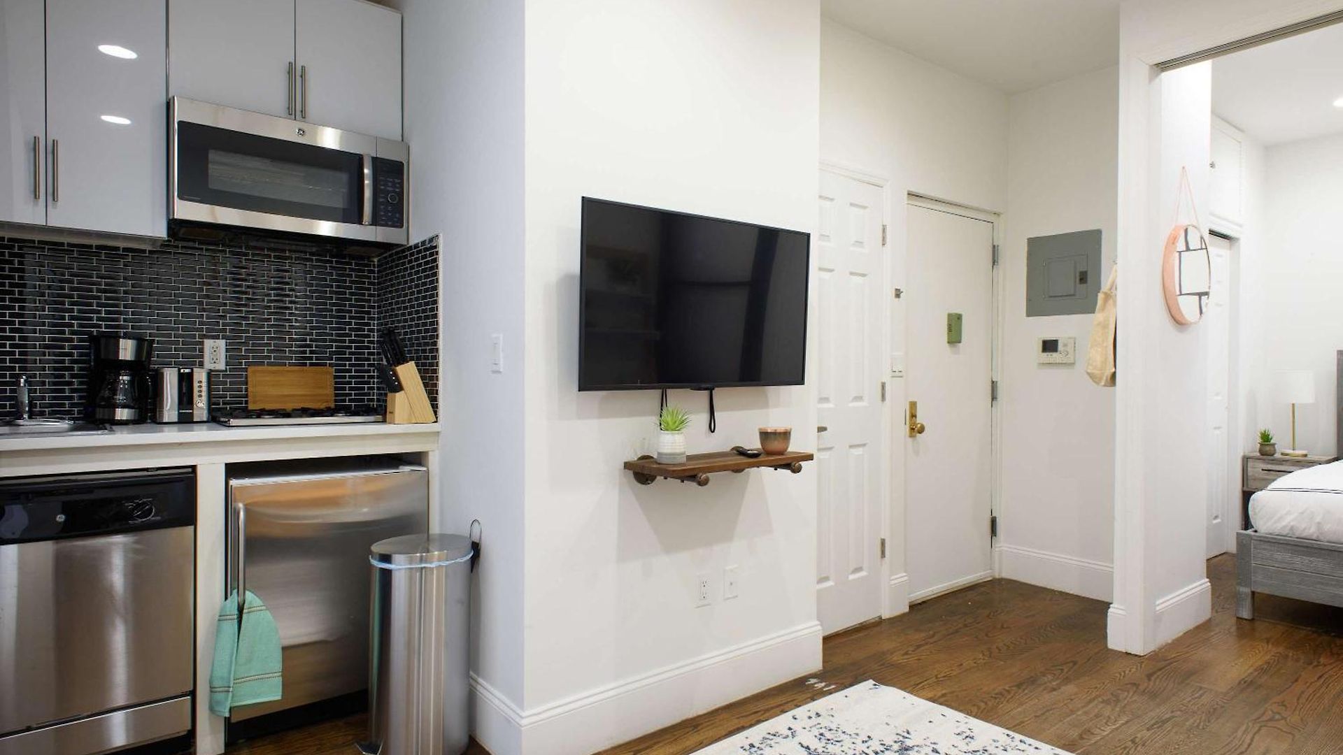Apartment 69-2a Prime Lower East Side 1br Brand New New York