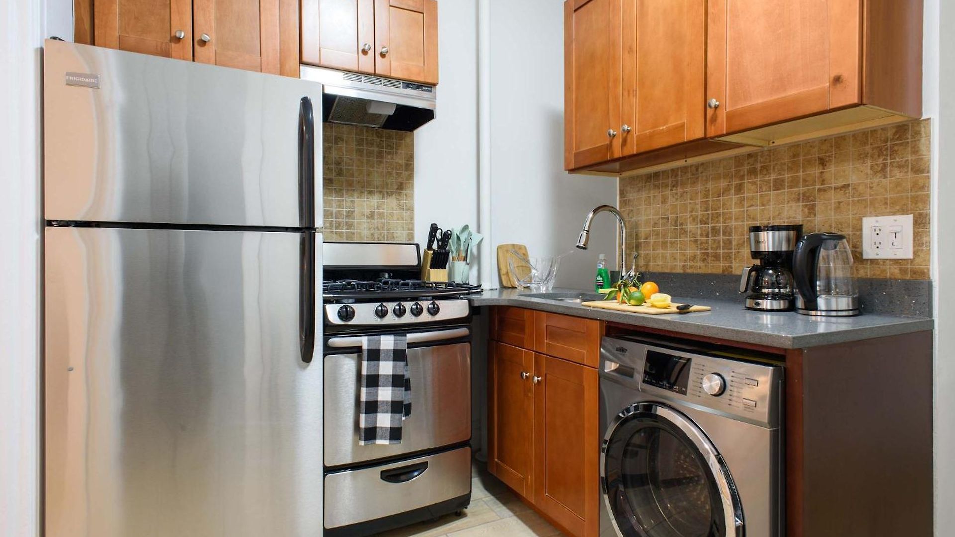1567-1a New 2br Prime Upper East W&d New York