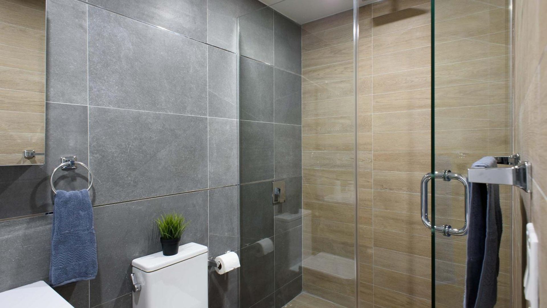 1597-3 Upper East Side W&d In Unit