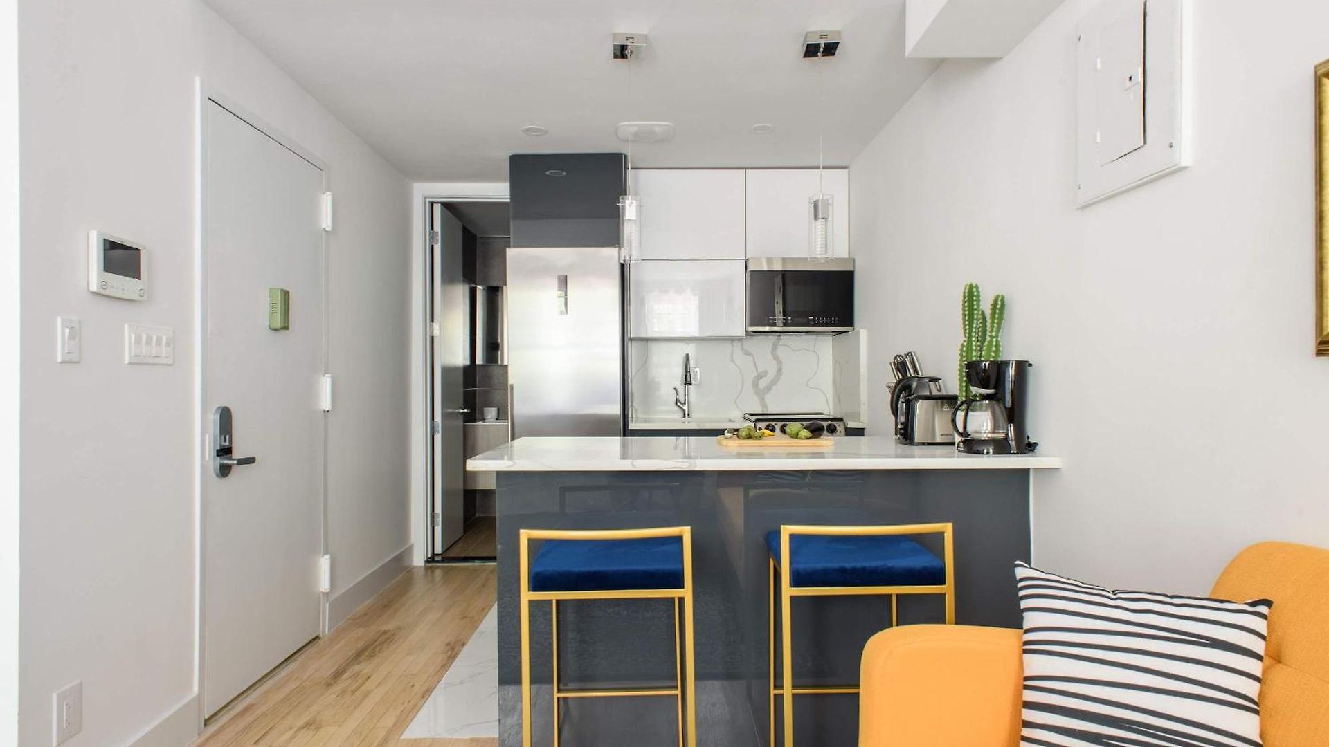 1597-3 Upper East Side W&d In Unit New York