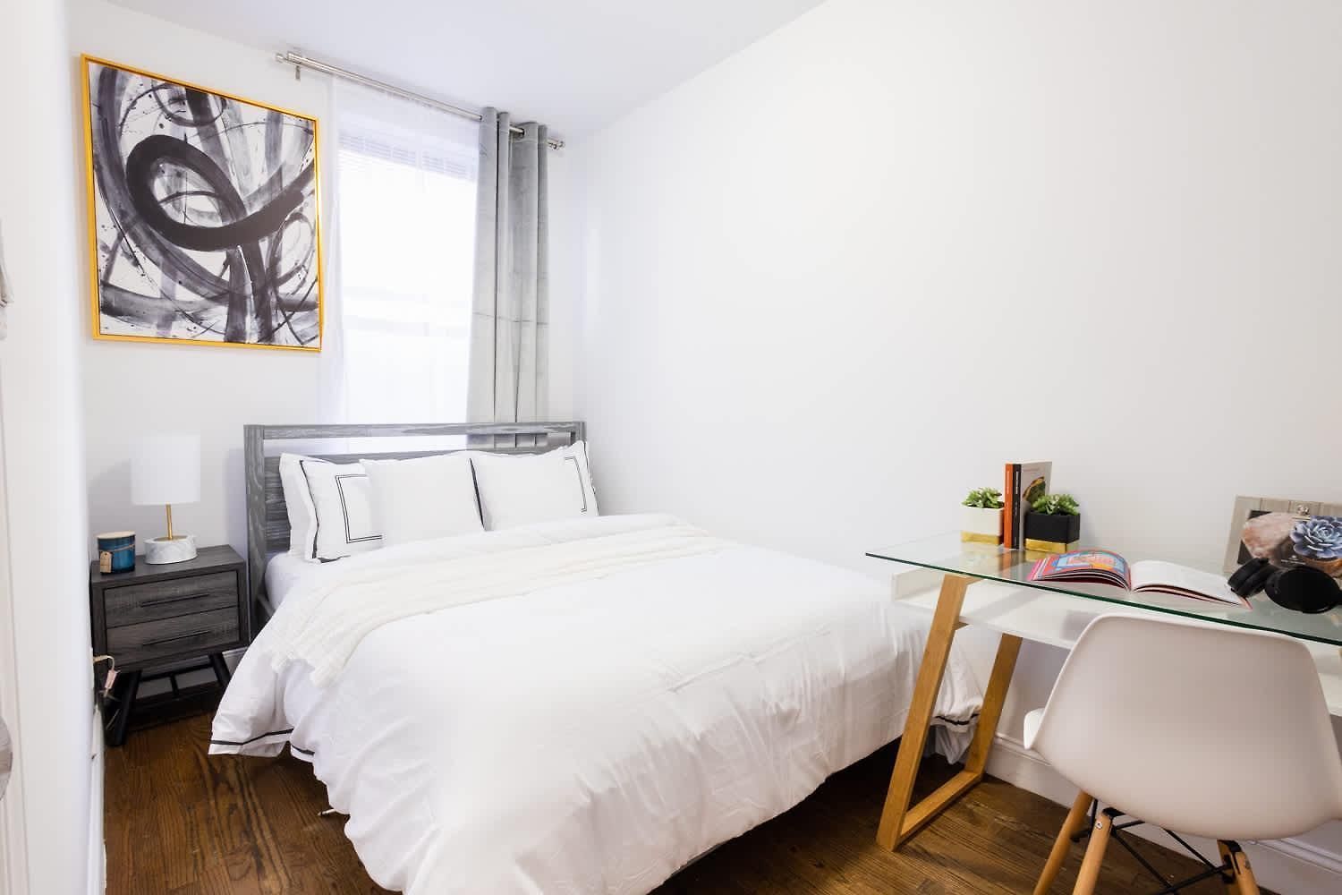 Apartment 1435-2 3 Bedrooms 2bath W D Ues