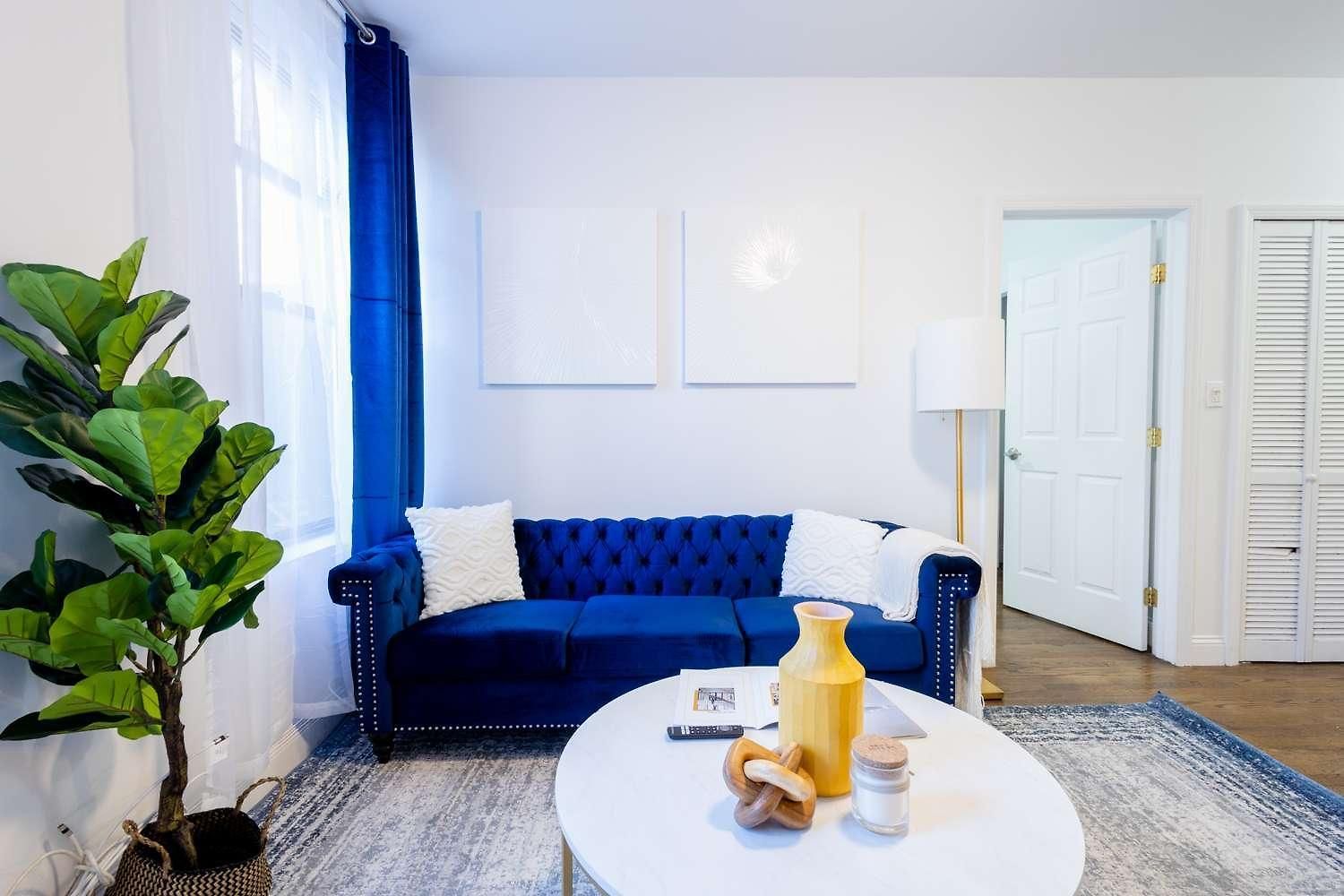 1435-2 3 Bedrooms 2bath W D Ues