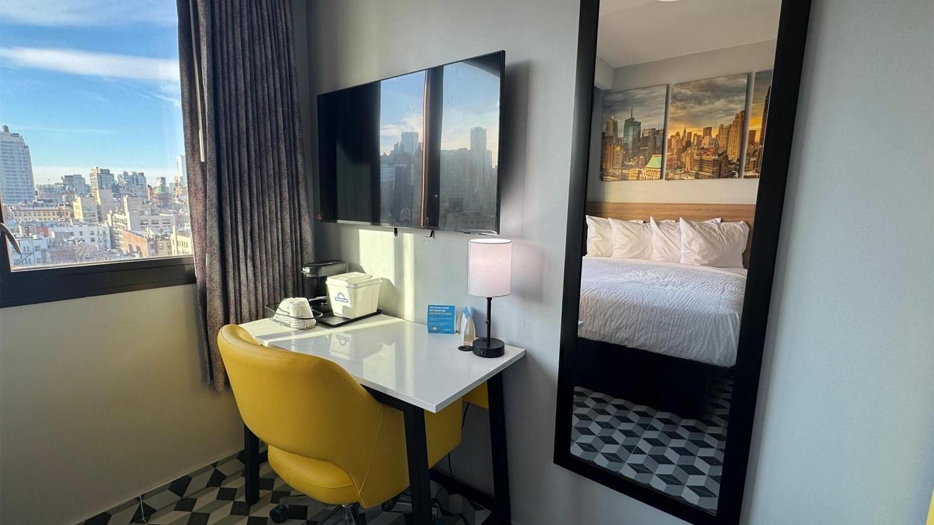 Hotel Days By Wyndham Chinatown