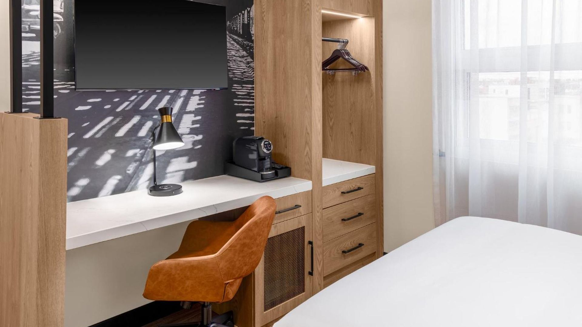Voco Astoria By Ihg Hotel 3*
