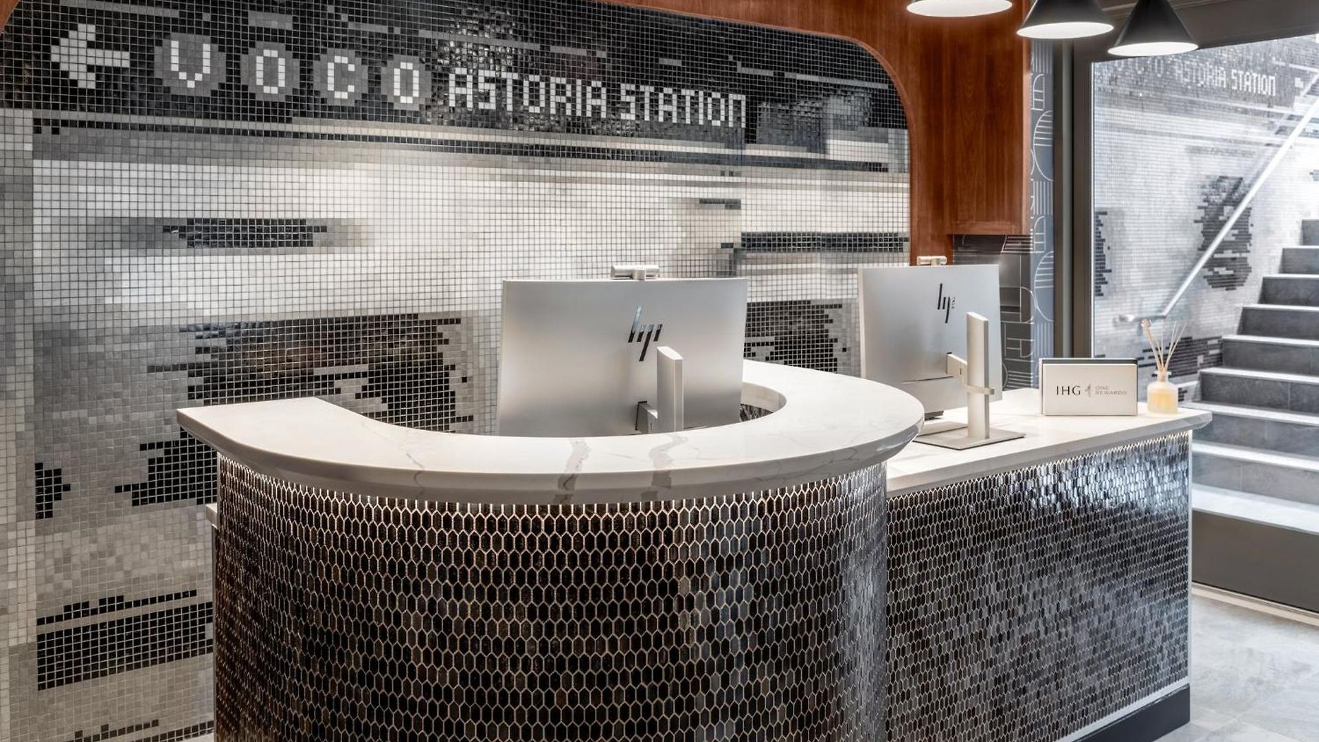 Voco Astoria By Ihg Hotel