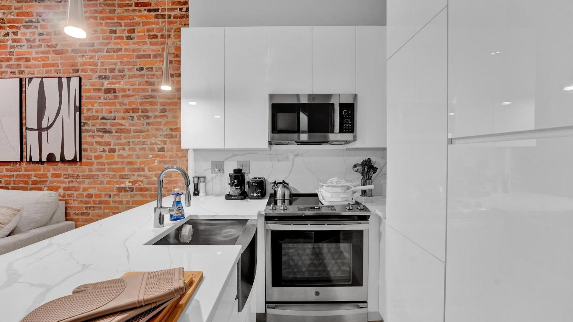 Modern West Village 1br Garden Steps To Subway * New York