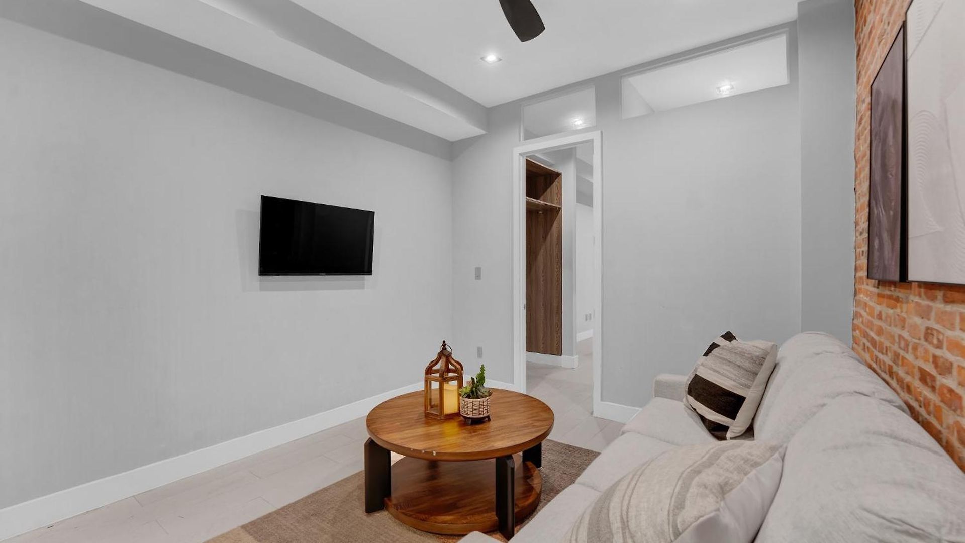Modern West Village 1br Garden Steps To Subway Apartment