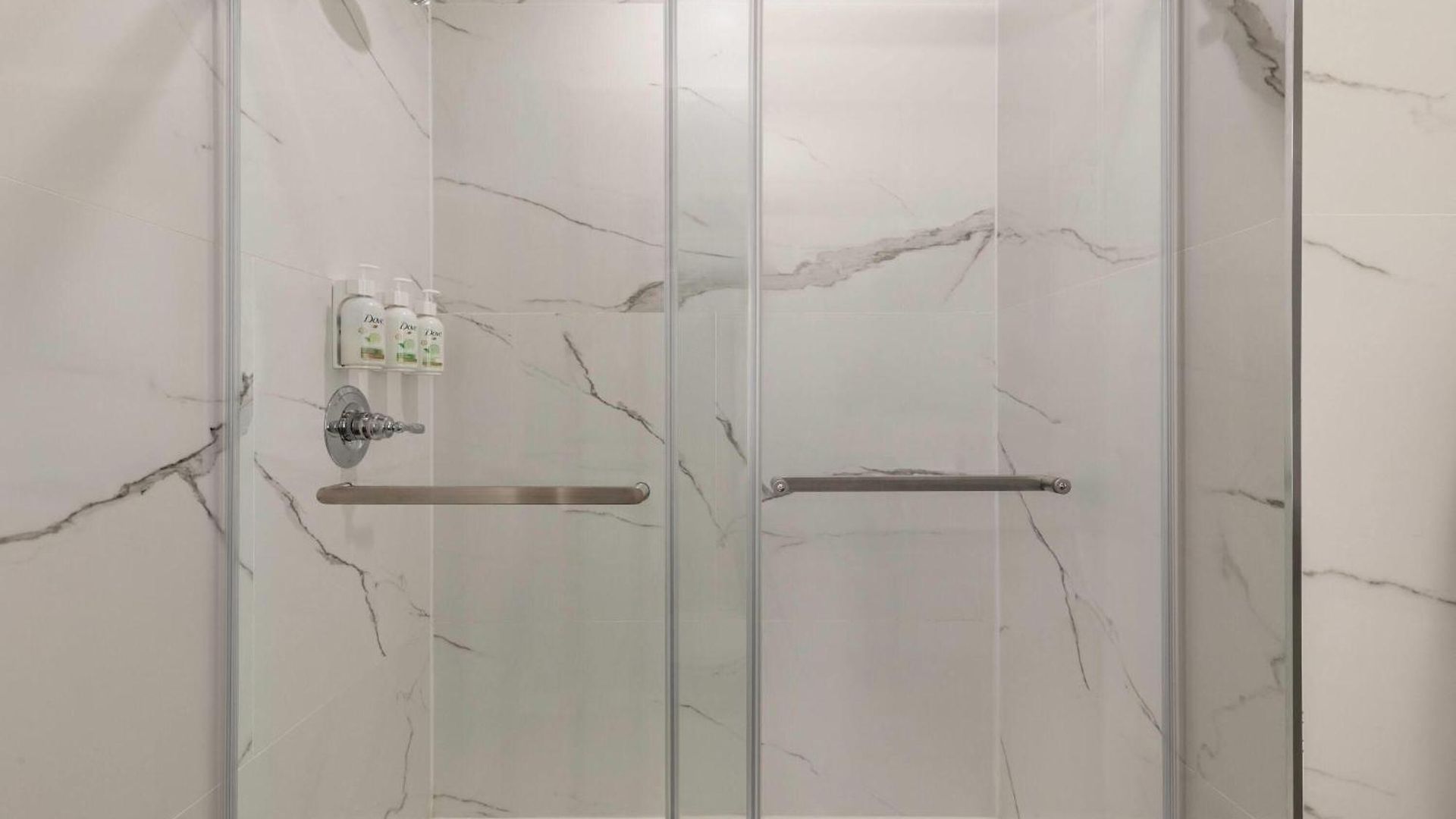 Hotel Ramada By Wyndham Brooklyn Empire Blvd 2*
