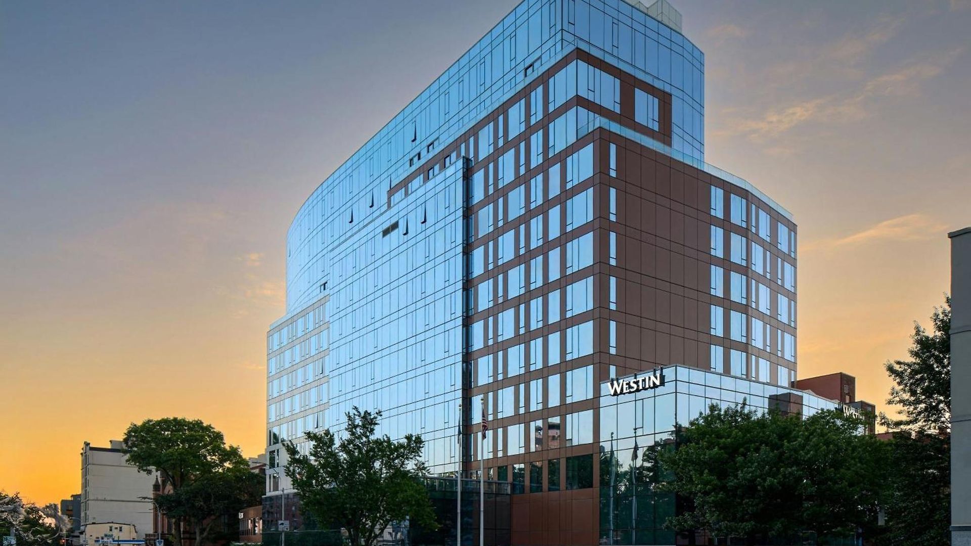 Hotel The Westin Flushing Laguardia Airport 4*