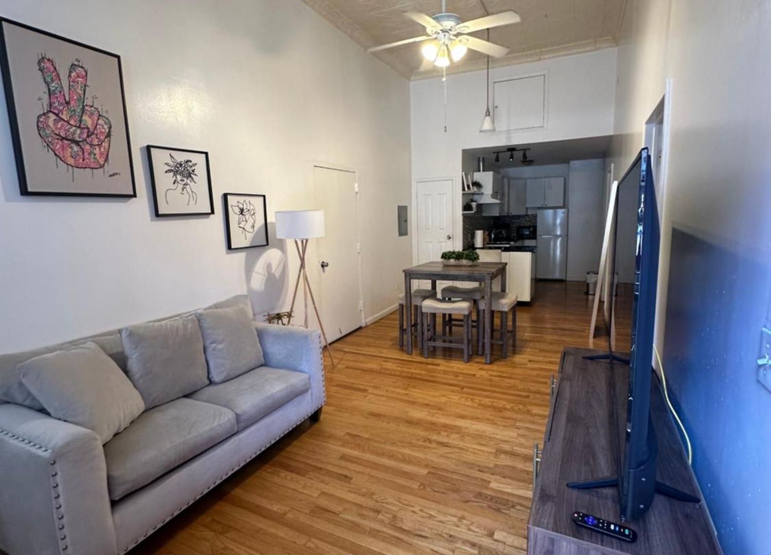 Park Ave Barn Apartment *