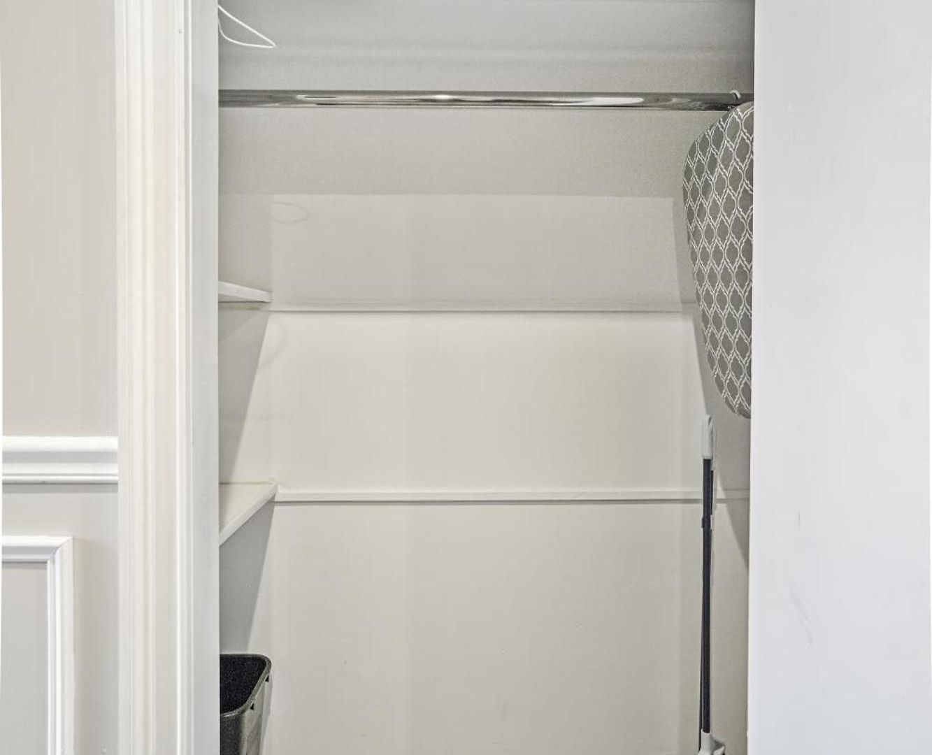 2bd Urban Ease In Lower East Side *