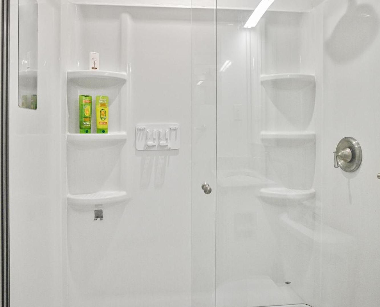 2bd Urban Ease In Lower East Side New York
