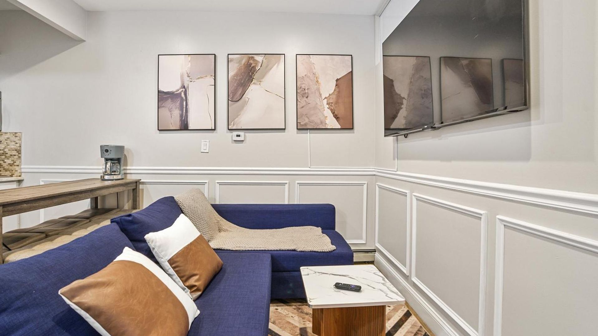 2bd Urban Ease In Lower East Side New York