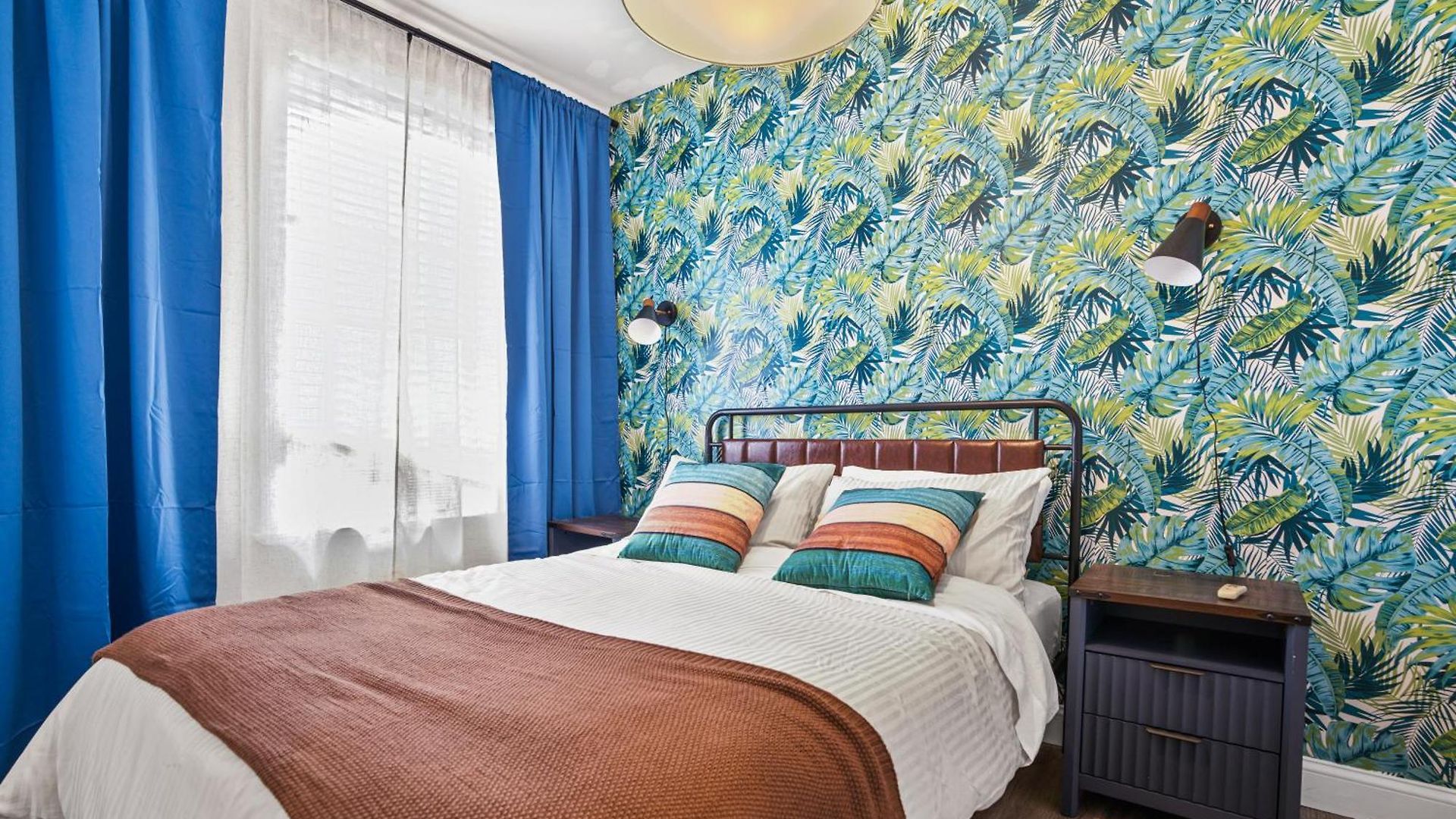 2bd Urban Ease In Lower East Side Apartment *
