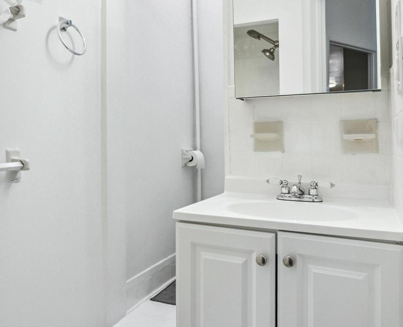 3 Bedroom Family In Hells Kitchen * New York