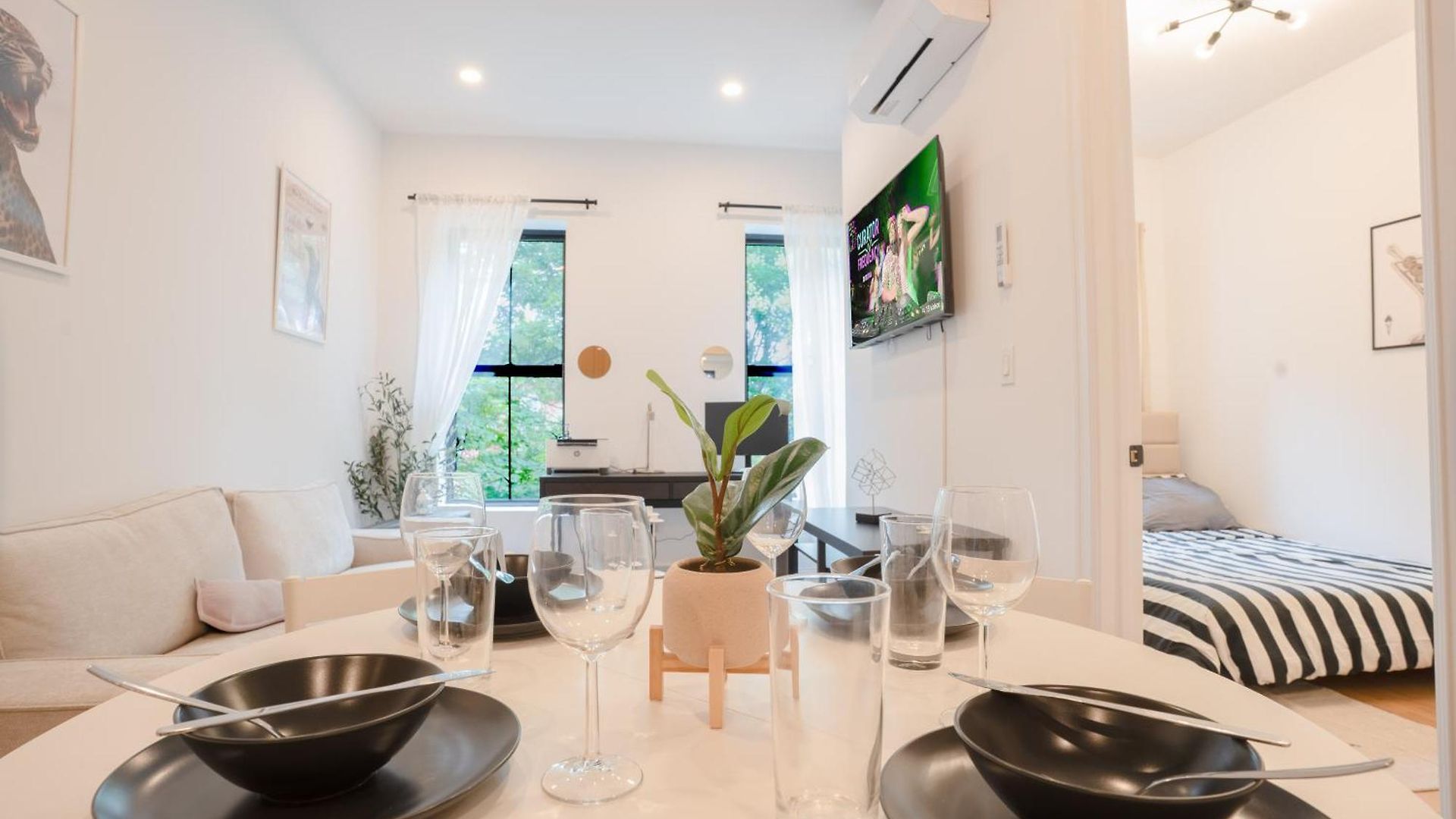 Bright & Cozy 3bd Brooklyn Getaway Apartment New York