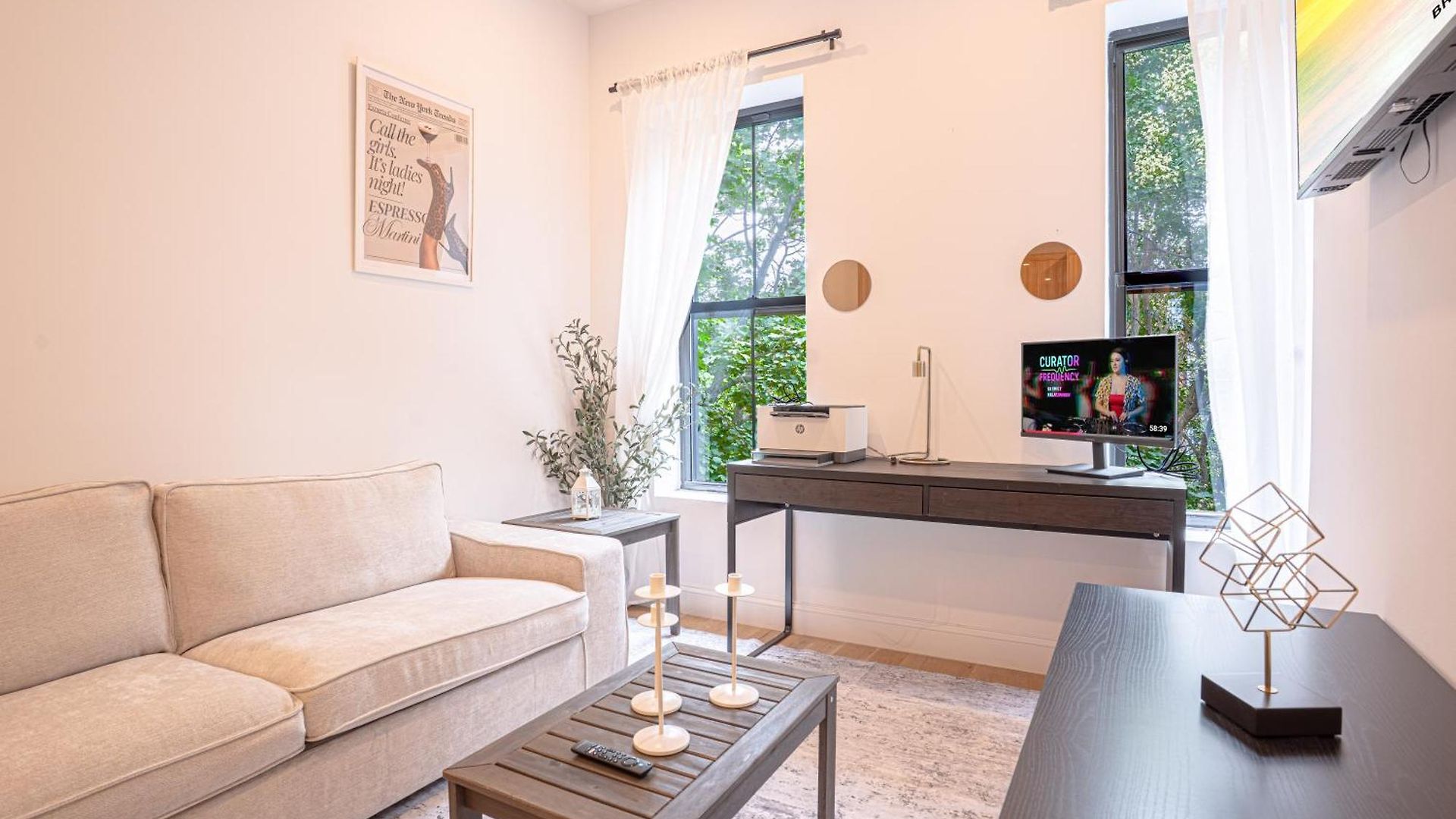 Bright & Cozy 3bd Brooklyn Getaway Apartment