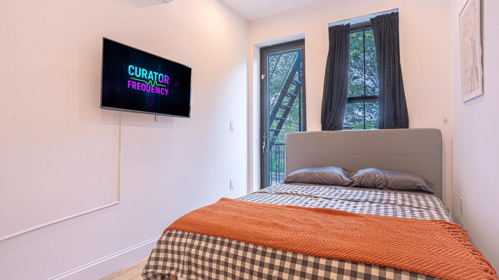 Chic & Modern 3br Retreat In The Heart Of Brooklyn Apartment *