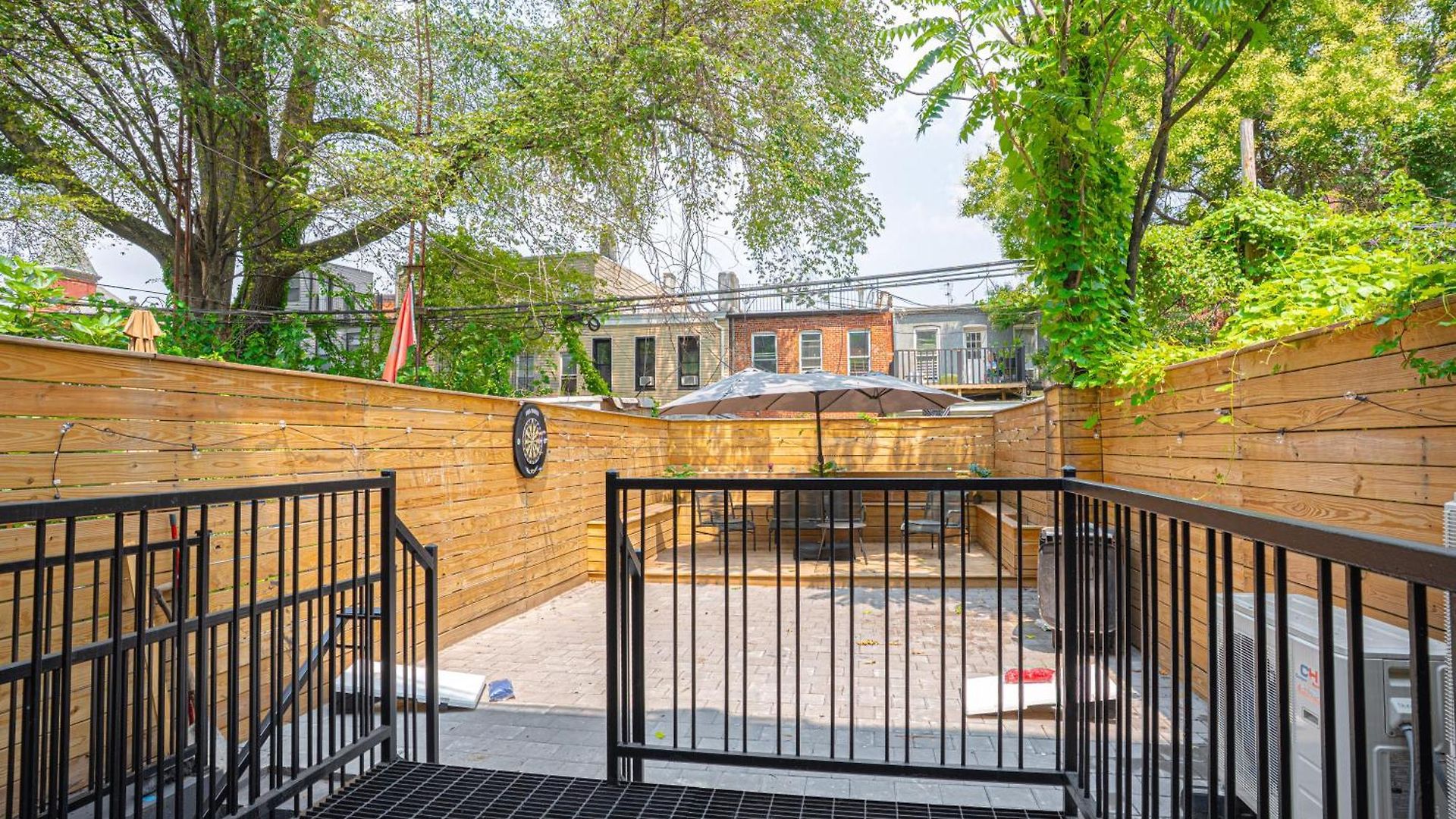 Apartment Modern 2br Basement Brooklyn And Backyard New York