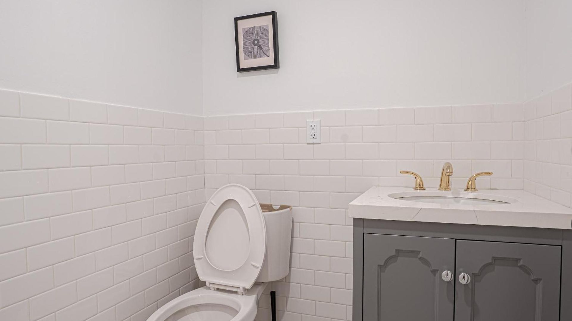 Apartment Modern 2br Basement Brooklyn And Backyard New York