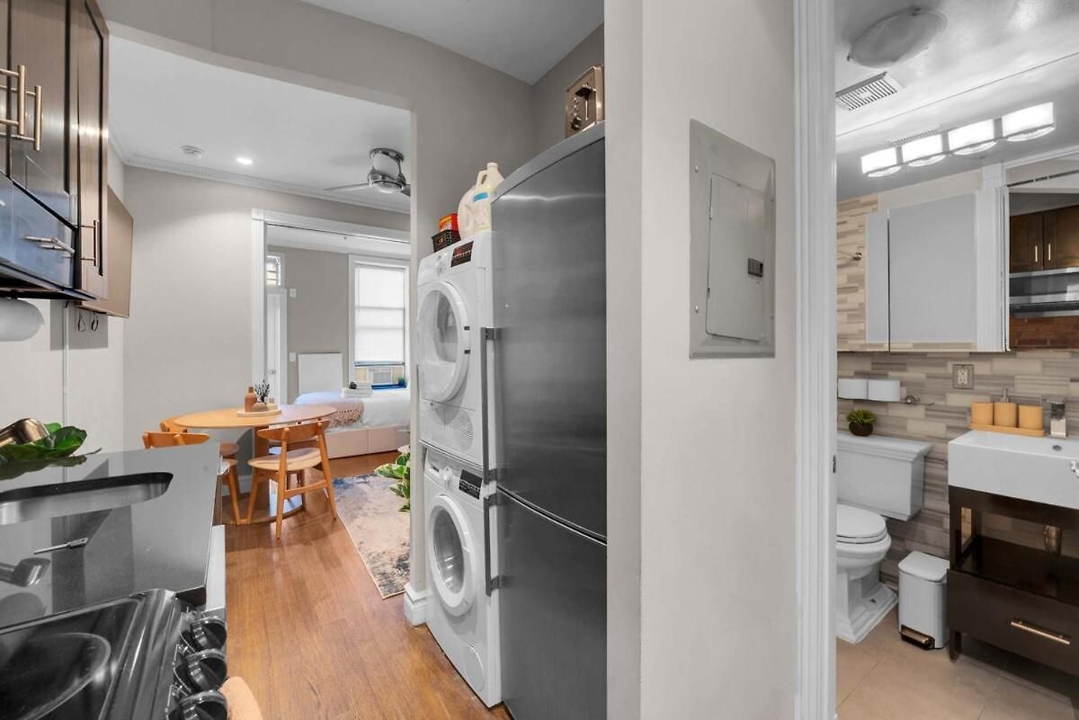 Lower East Side 2br Near Subway & Katz's