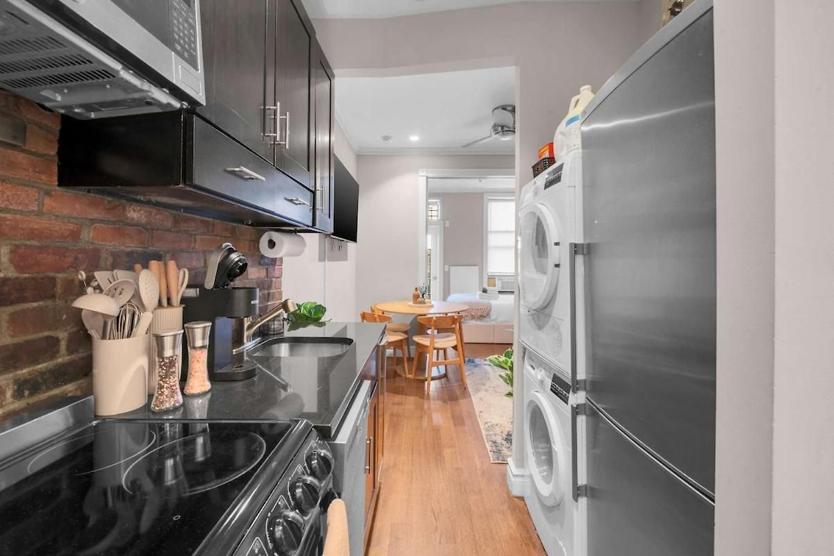 Apartment Lower East Side 2br Near Subway & Katz's