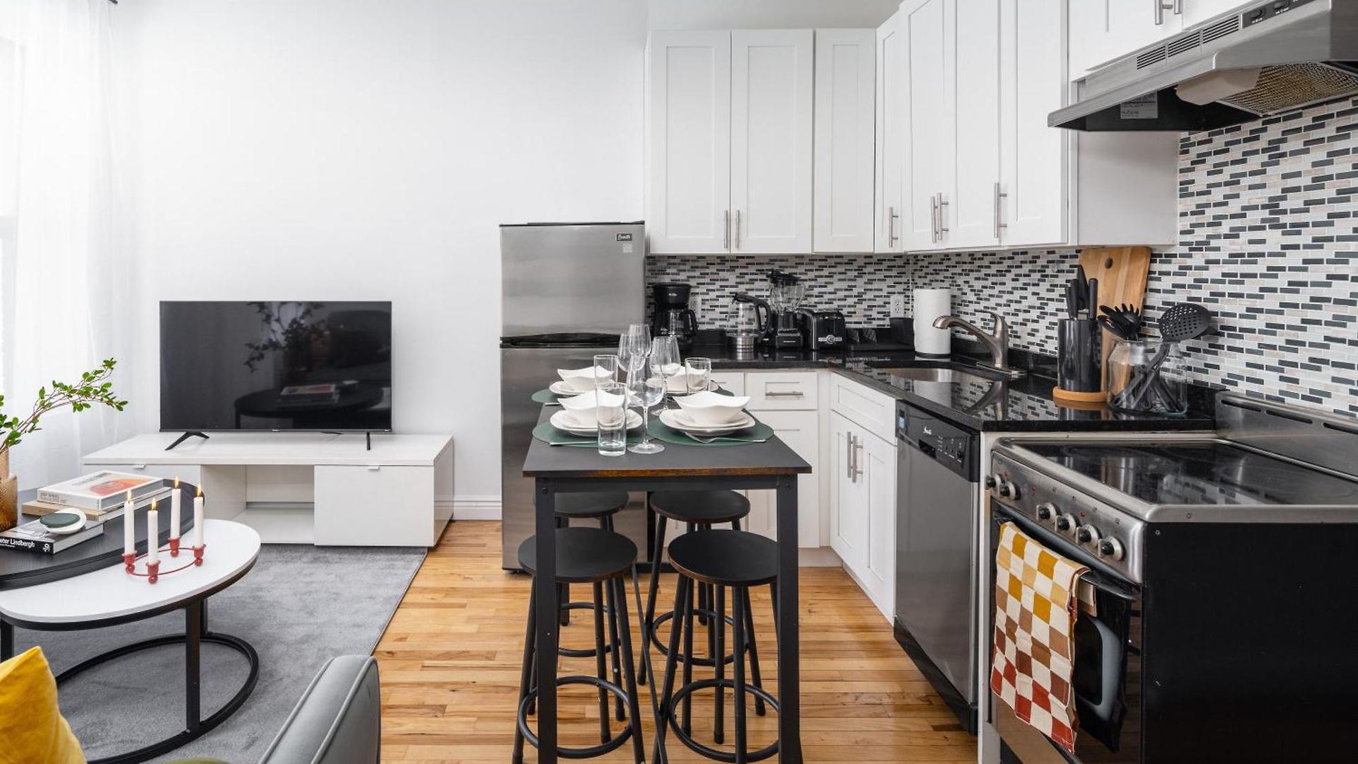 Spacious 3br Retreat Near Times Square *