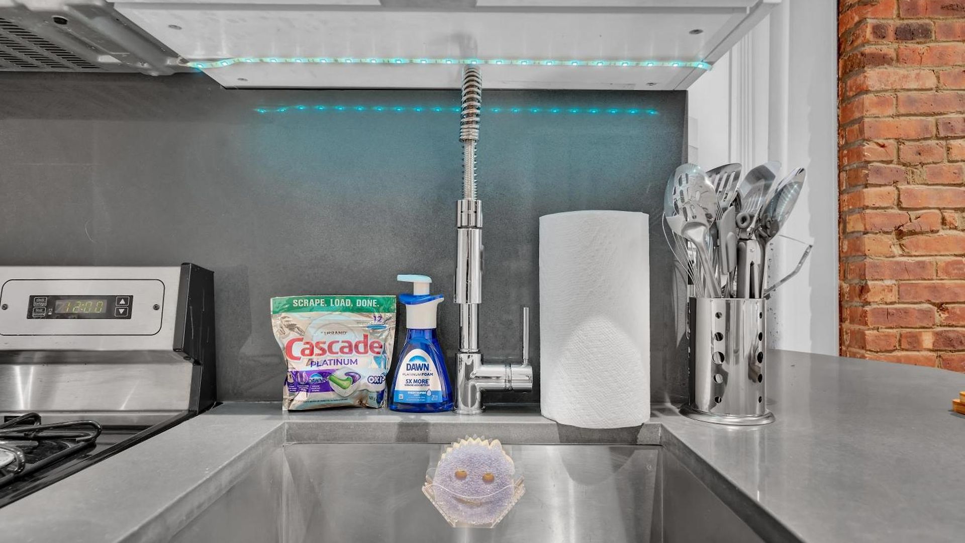Spacious Soho 1bedroom Unit Washer & Dryer Apartment *