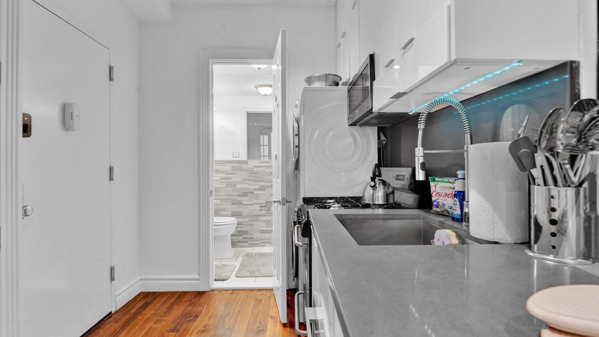 Apartment Spacious Soho 1bedroom Unit Washer & Dryer