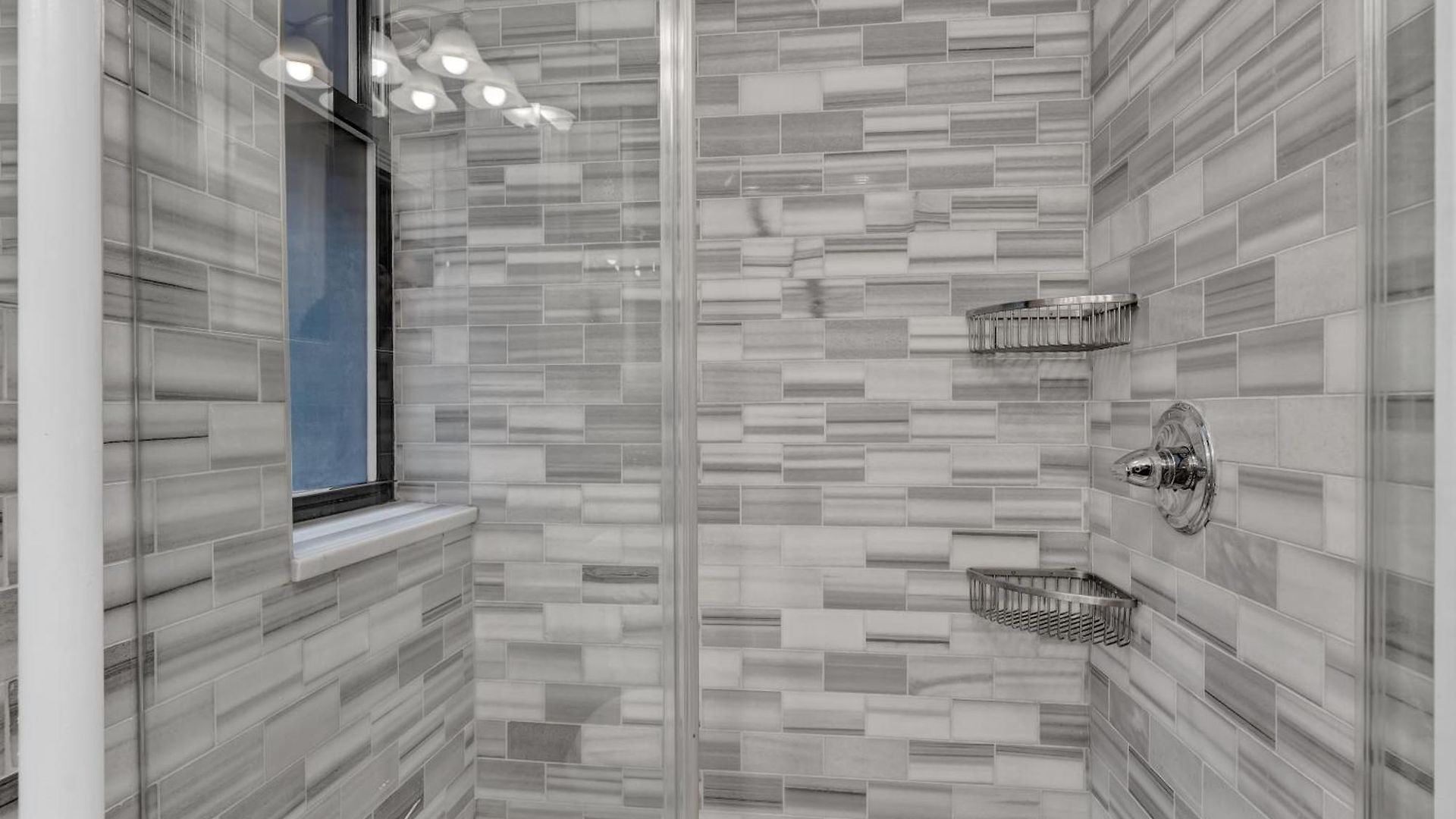 Spacious Soho 1bedroom Unit Washer & Dryer Apartment