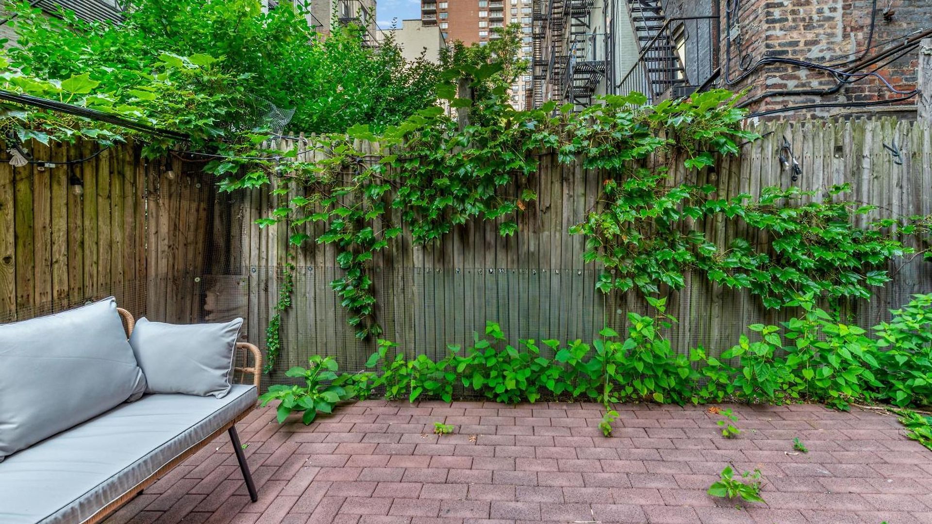 Apartment Inviting 2bd Upper East Side With Backyard