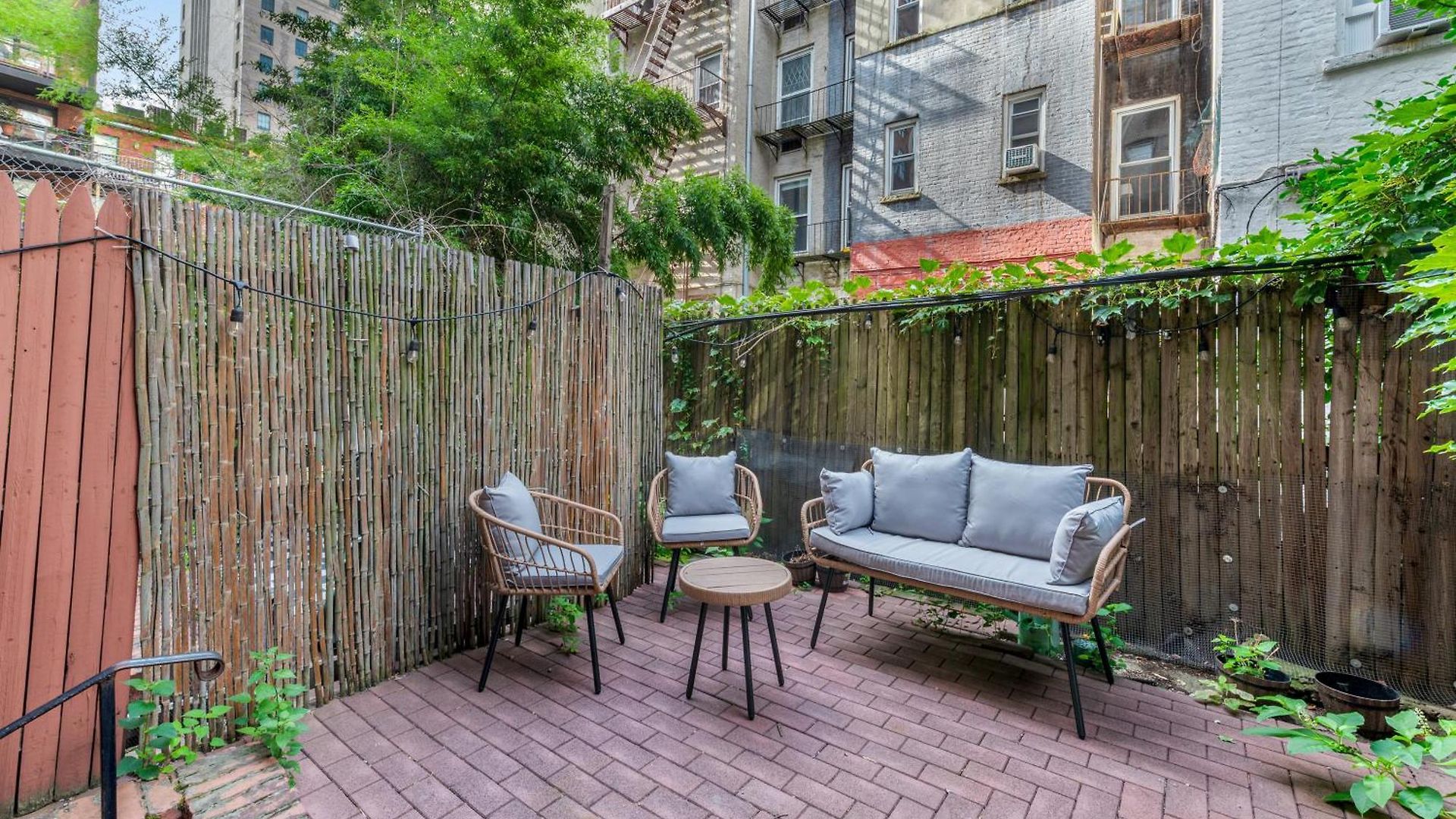 Inviting 2bd Upper East Side With Backyard Apartment New York