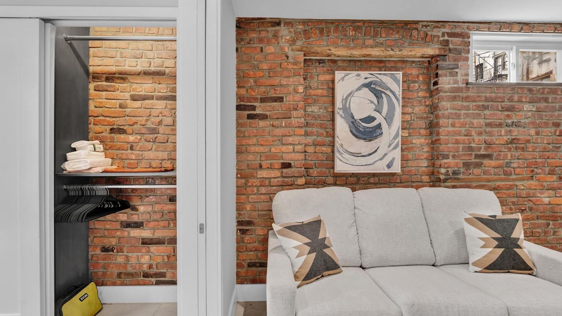 Apartment Soho Designer 2br With Balcony New York