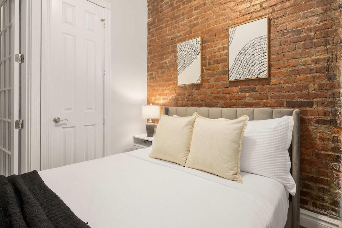 Trendy Nolita Walk To Soho & Little Italy