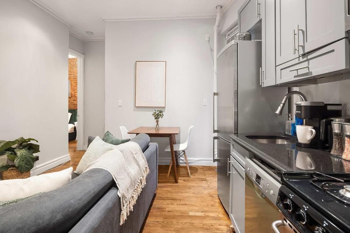 Trendy Nolita Walk To Soho & Little Italy Apartment