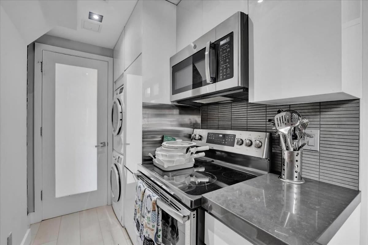Soho Designer 2br W Balcony *