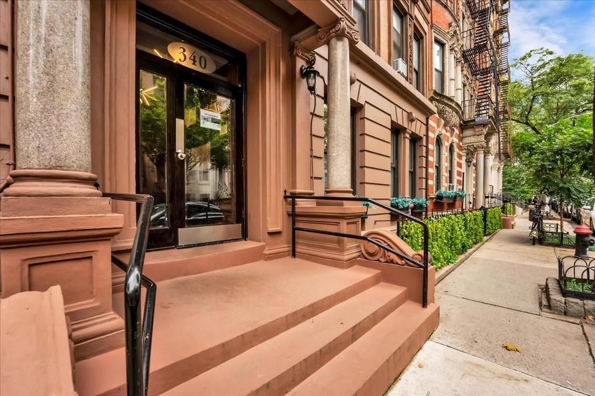 Stylish 3br-2ba In Gramercy